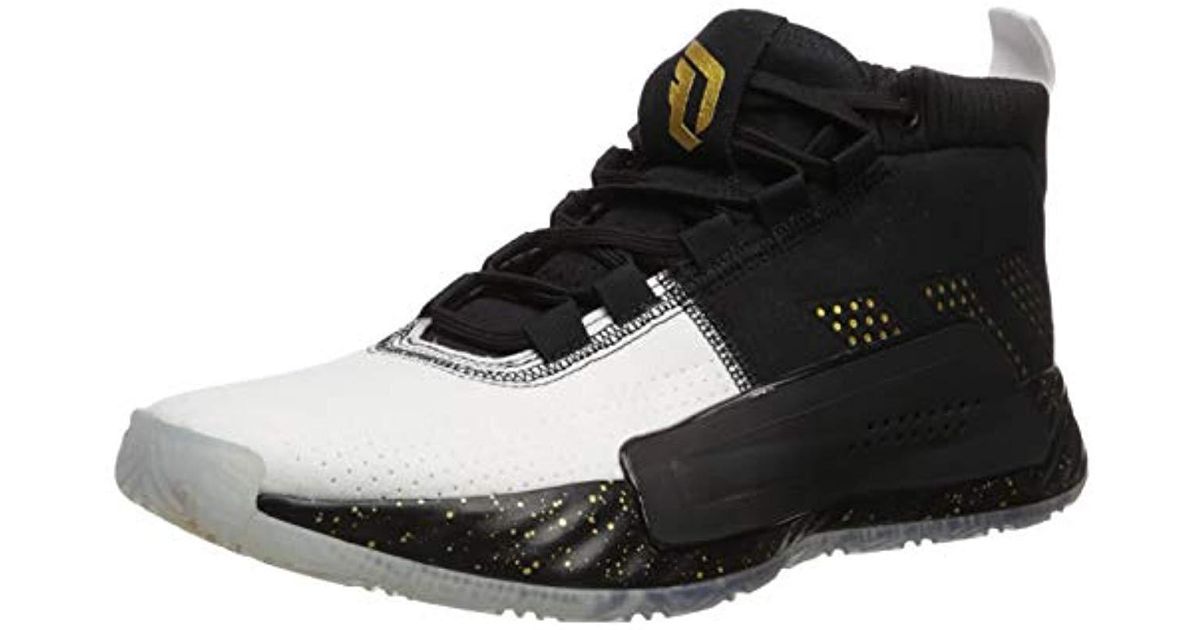dame 5 black and white