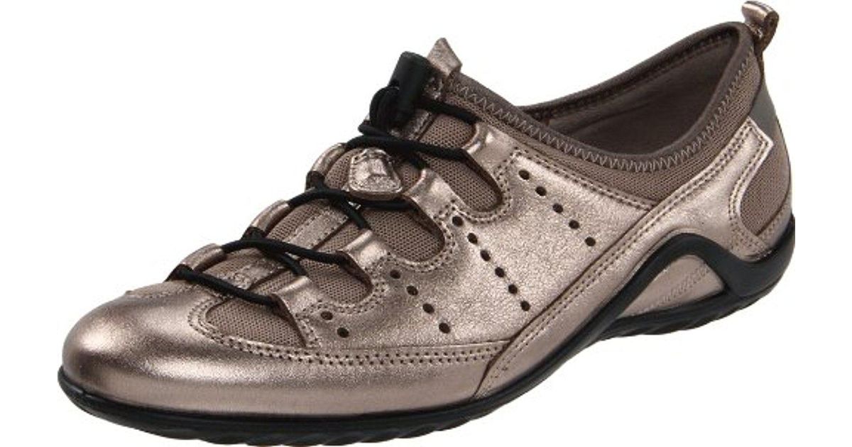 ecco vibration ii toggle sneaker