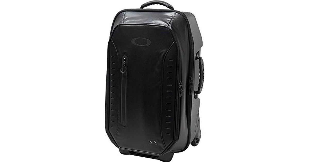 oakley fp 45l roller backpack