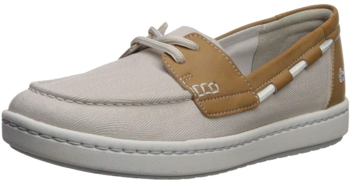 step glow lite clarks