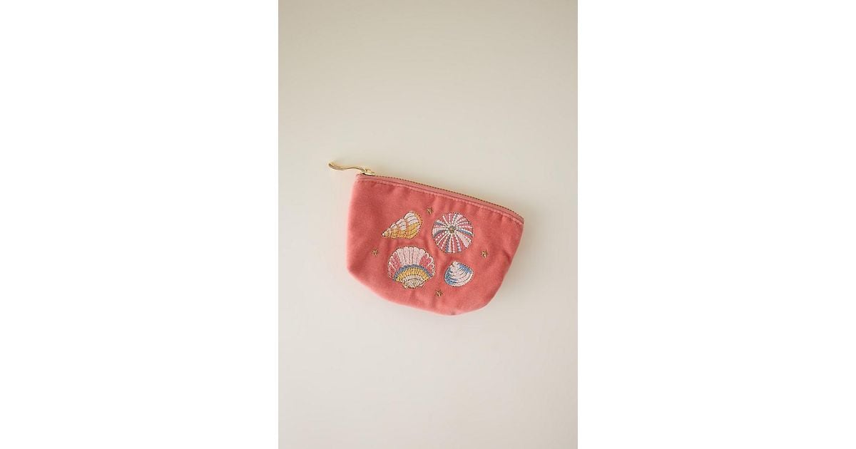 Elizabeth Scarlett Shell Embroidered Velvet Coin Purse in Pink 