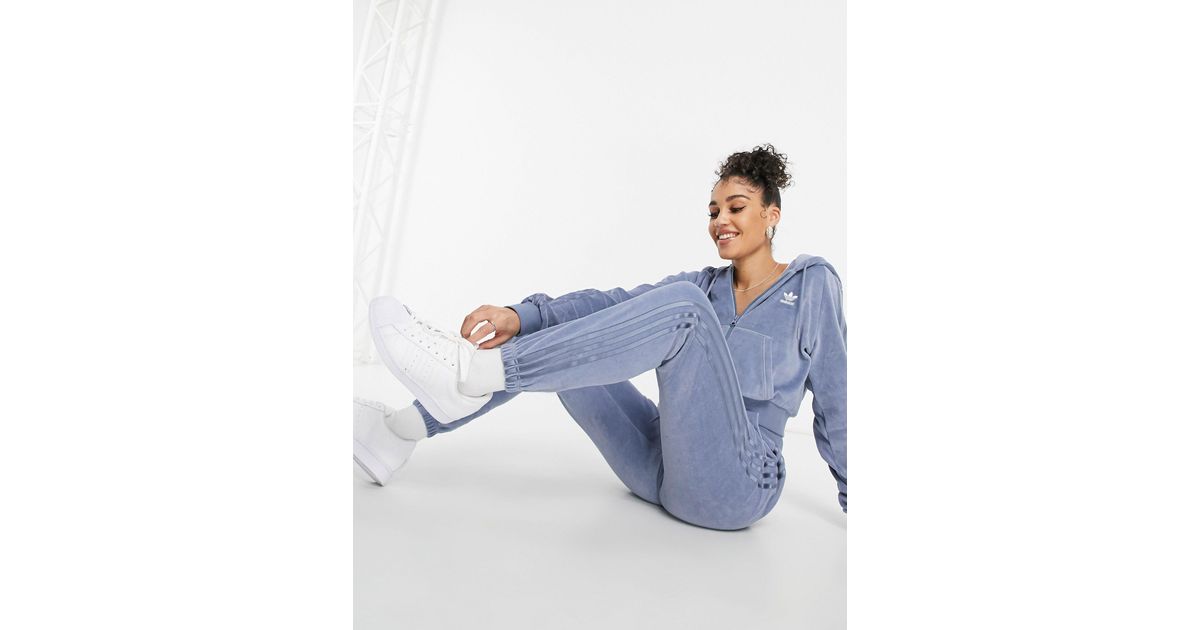 Relaxed risque jogger en velours adidas Originals en coloris Bleu Lyst
