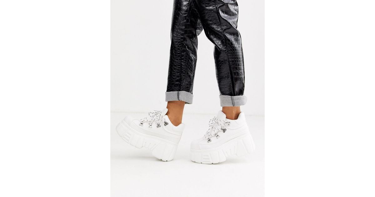 in fashion mens trainers