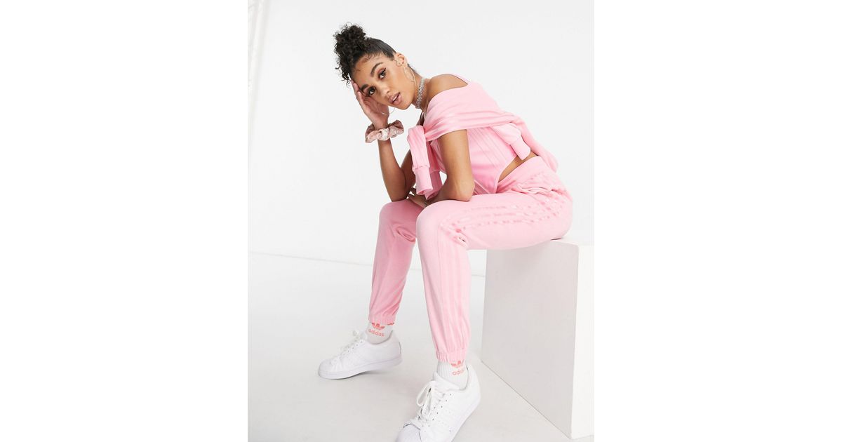 Relaxed risqué - jogger en velours - vif adidas Originals en coloris Rose |  Lyst