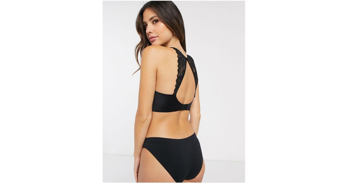 DORINA Arielle Wireless Push-up Bra With Lace Racerback in Black