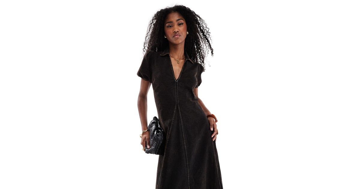 Victoria – Elegant Knitted Maxi Dress with Polo Collar main image 0