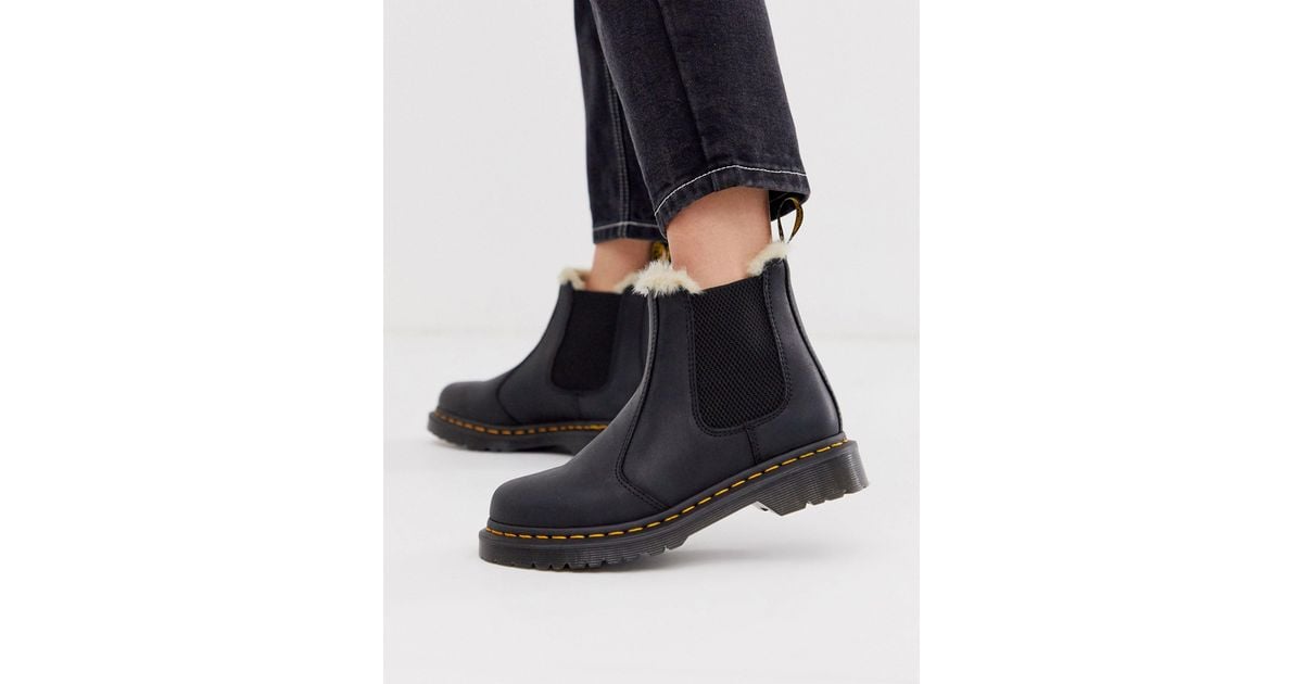 Dr. Martens Leonore Faux Fur Lined Chelsea Boot in Black | Lyst