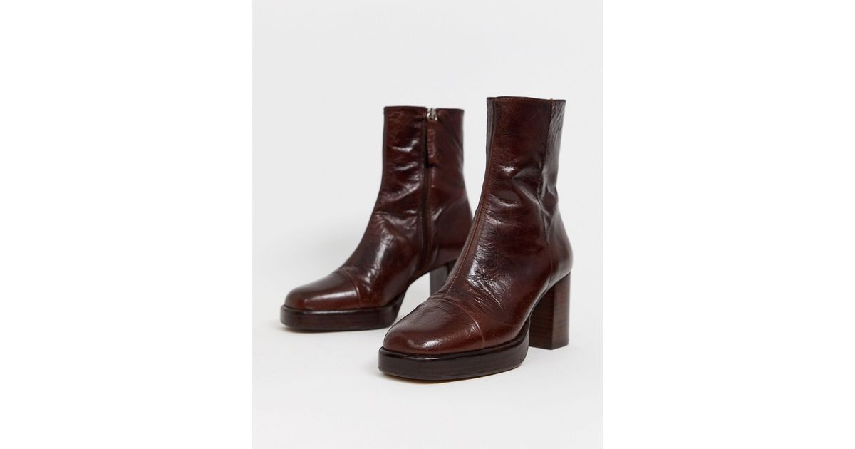 Stivali Asos da Donna: fino al −65% su Stylight
