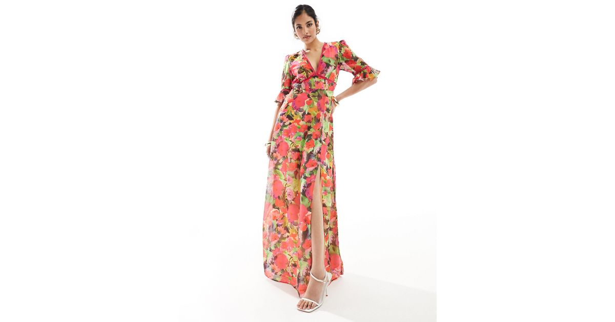 Hope & Ivy Plunge Maxi Dress With Fluted Sleeves in White | Lyst