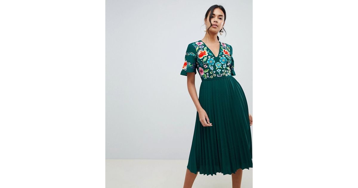 ASOS Pleated Embroidered Midi Dress in Green | Lyst