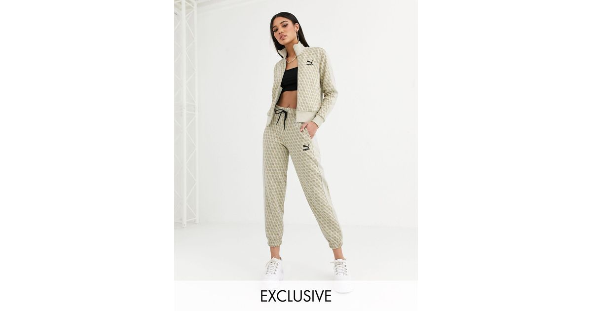 puma luxe logo joggers