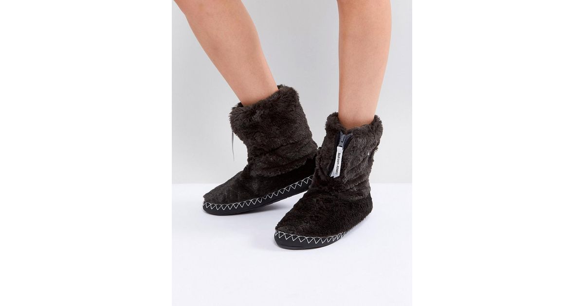 Bedroom Athletics Black Marilyn Short Faux Fur Slipper Boot