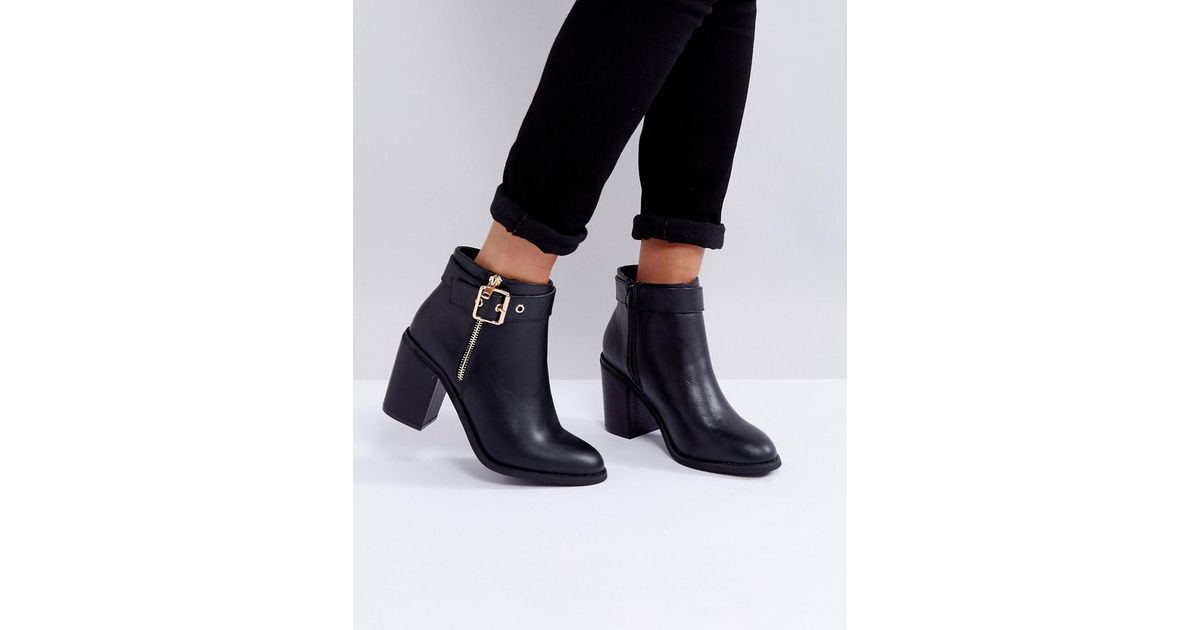 tan and black chelsea boots