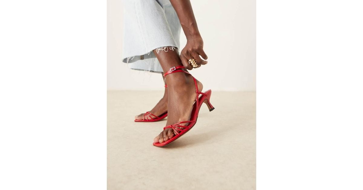 Sandalias Rojas De Tacón Bajo Con Diseño De Tiras Hammock De ASOS