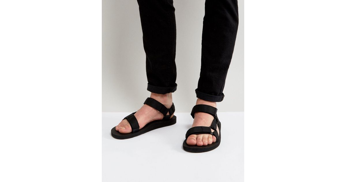 teva original universal urban tech sandals in black
