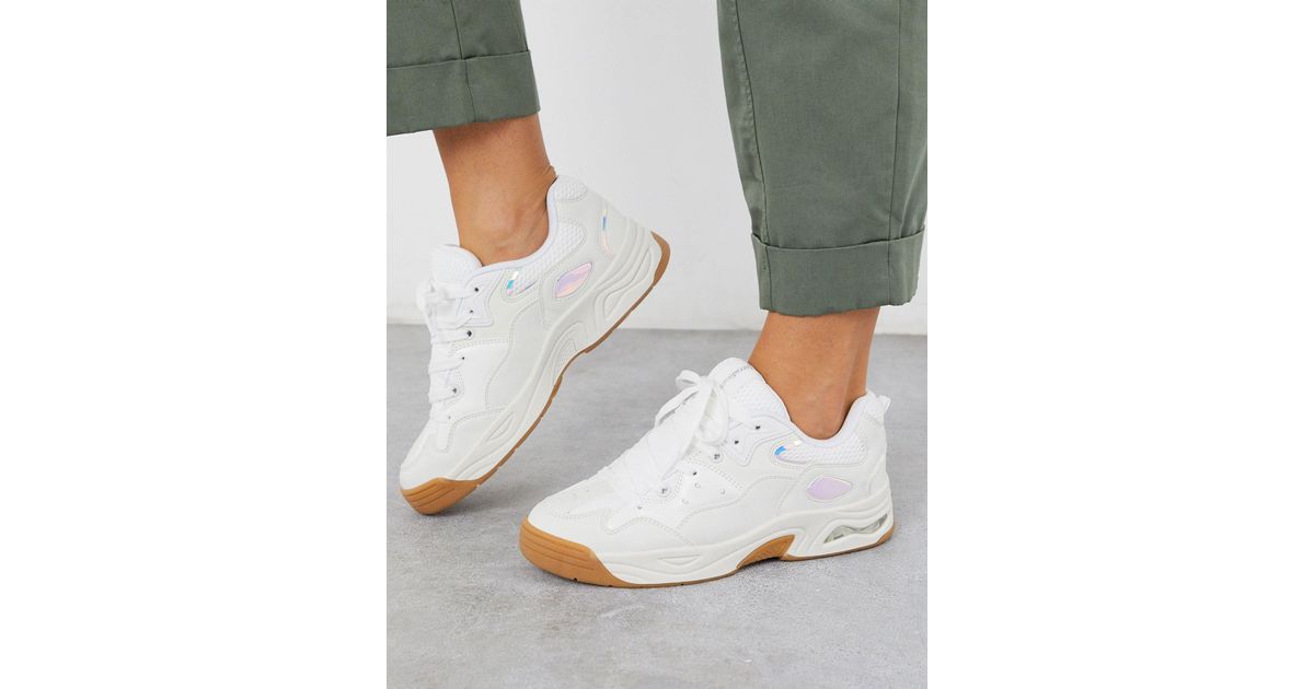 Sneakers bianche con dettagli iridescenti di Stradivarius in Bianco | Lyst