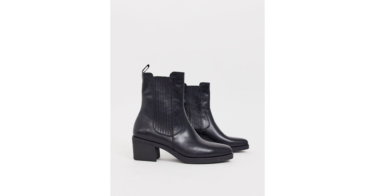 Shoemakers Simone Leather Western Heeled Ankle Boots Square Toe in Black | Lyst