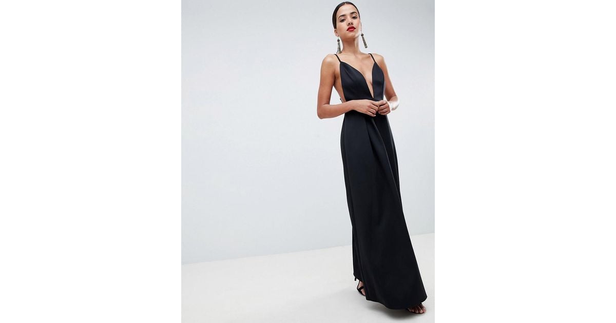 Robe de bal de promo longue à bretelles avec dos ouvert et décolleté