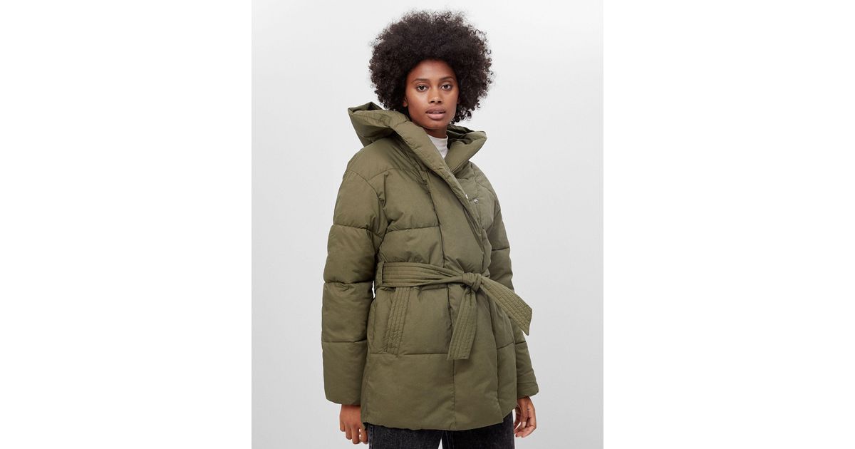Doudoune a capuche avec ceinture kaki Bershka en coloris Vert Lyst