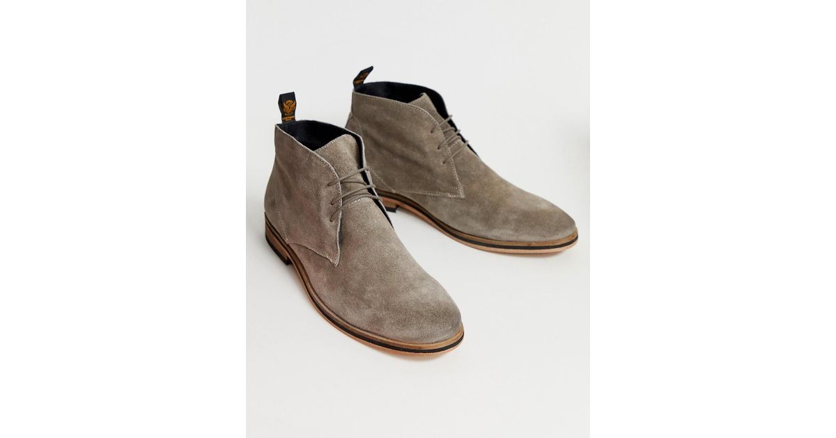 trenton sleek chukka boots