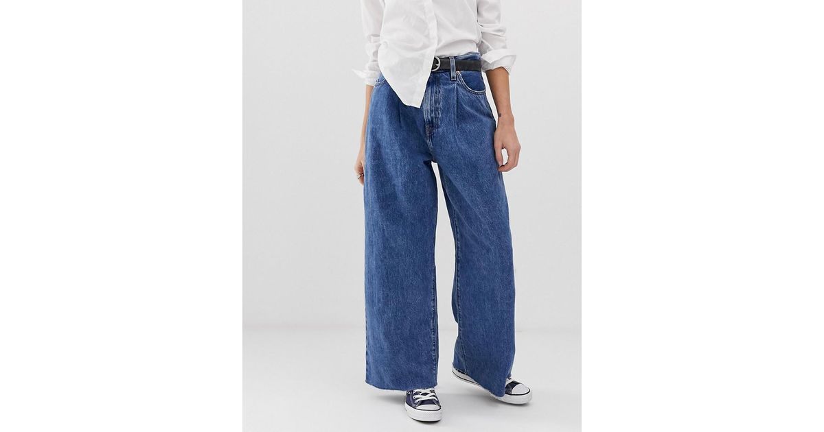 Ribcage - Jeans larghi con piegaLevi's in Denim di colore Blu | Lyst