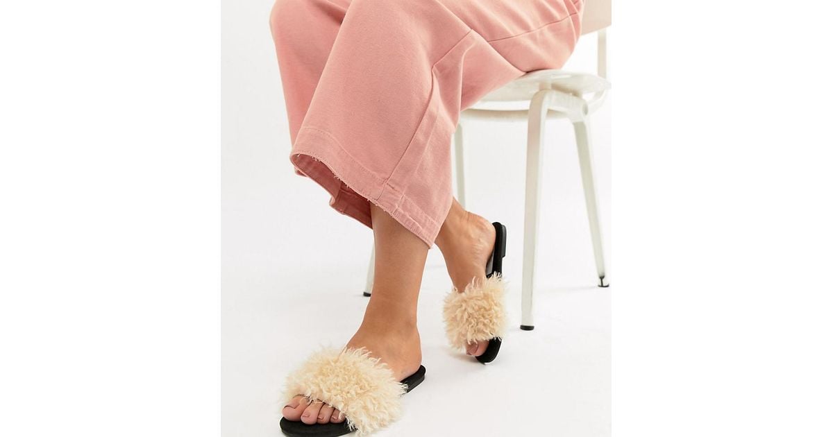 fluffy sliders wide fit