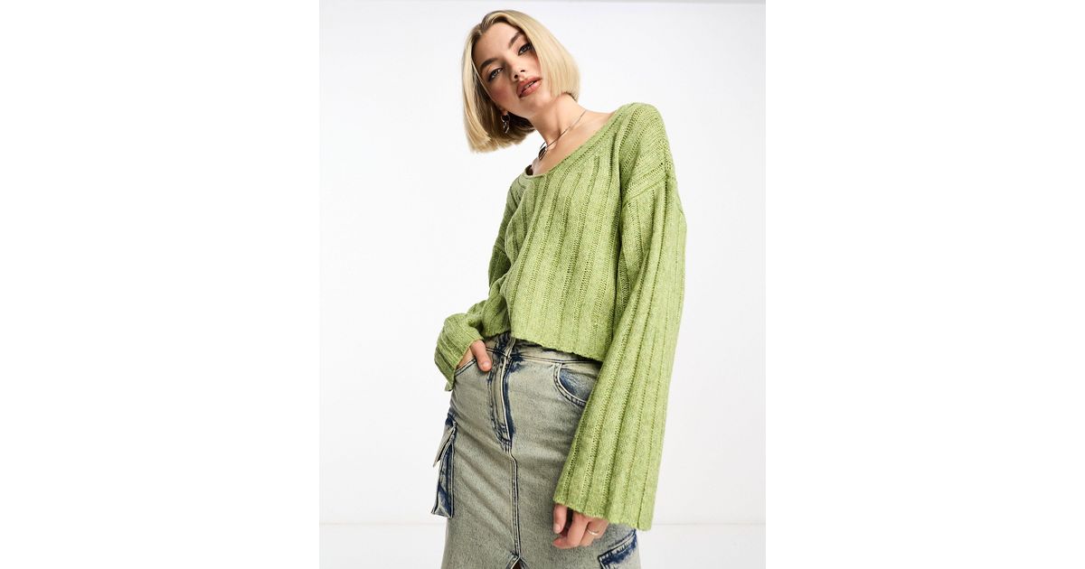 Noisy May Slouchy V-neck Wide Rib Knit Jumper in Green