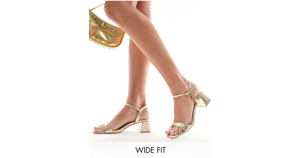 Aggregate more than 143 glamorous heeled sandals best