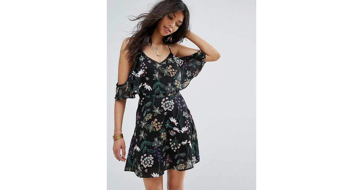 boohoo black cold shoulder dress