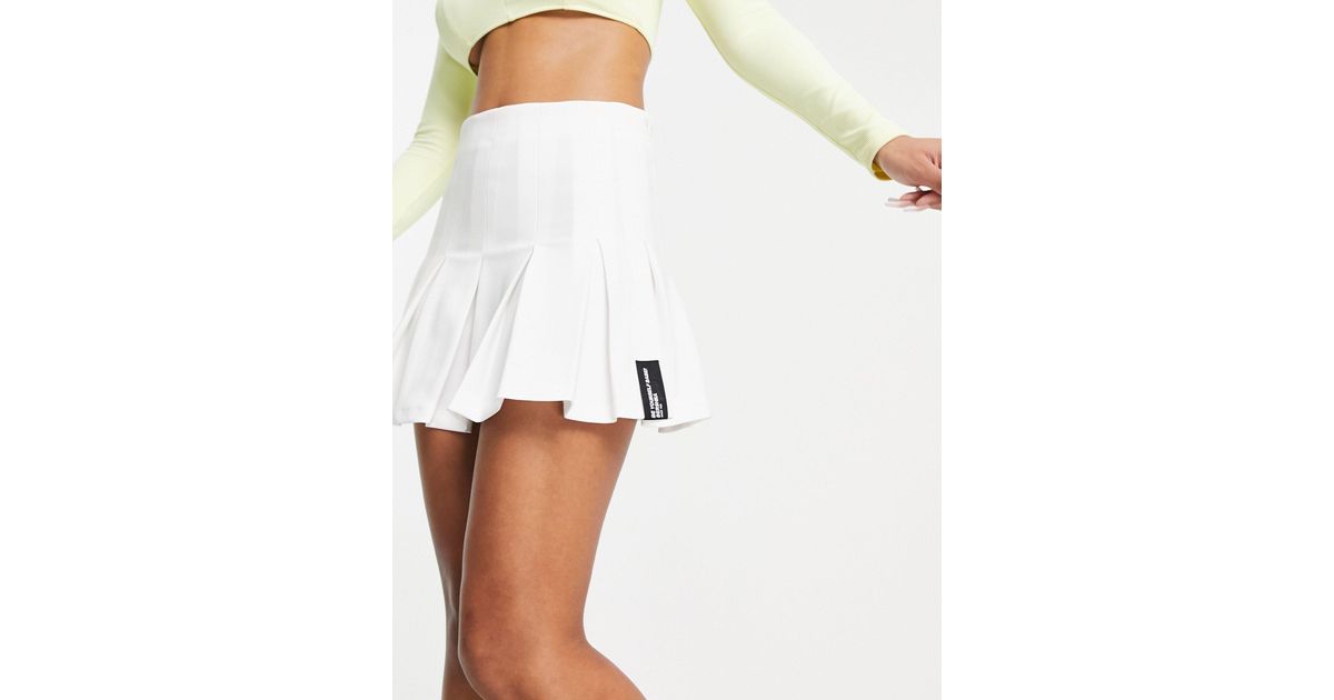 Bershka Pleated Mini Tennis Skirt in White | Lyst UK