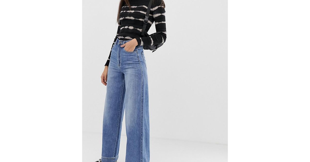 Stradivarius Denim Str Wide Leg Jean in 
