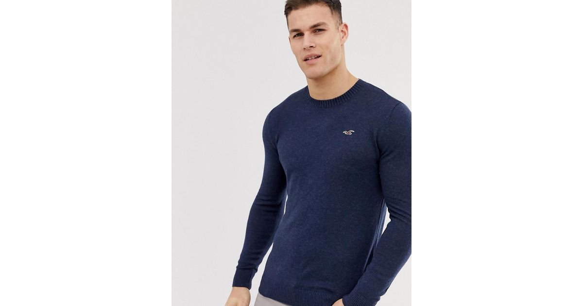 hollister muscle fit jumper