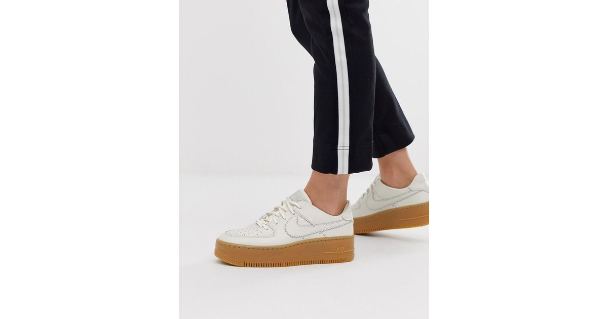 Nike Ivory Gum Sole Air Force 1 Sage Low Trainers in White - Lyst