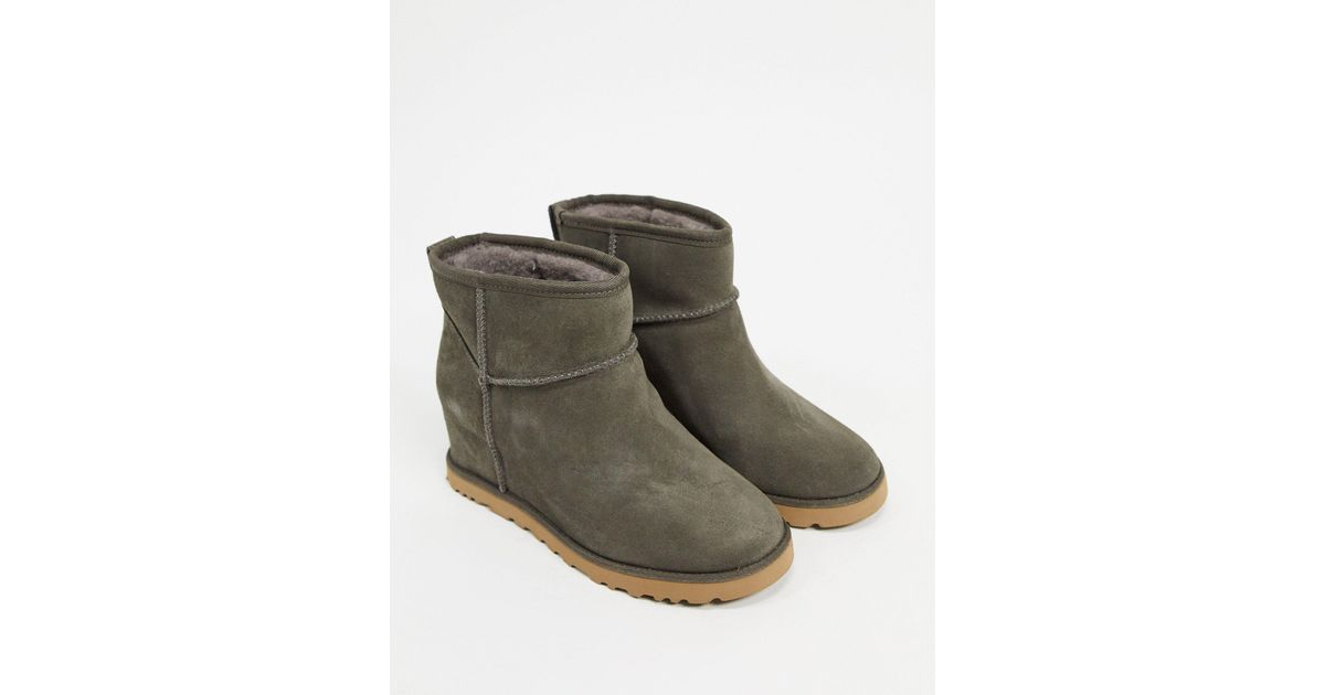 Classic Femme Mini - Stivaletti ardesia con zeppa nascosta di UGG in  Marrone | Lyst
