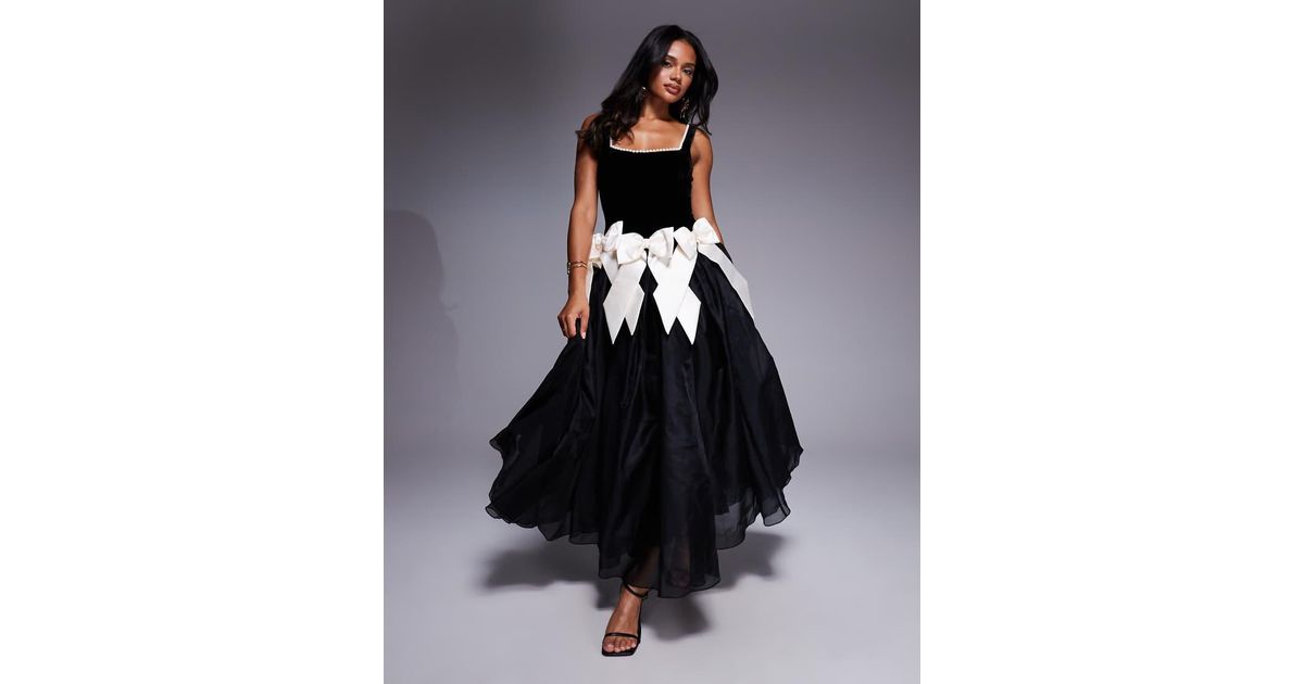 Women's Textured Velvet Brown Knot V-Neck Maxi Dress with Front Slit