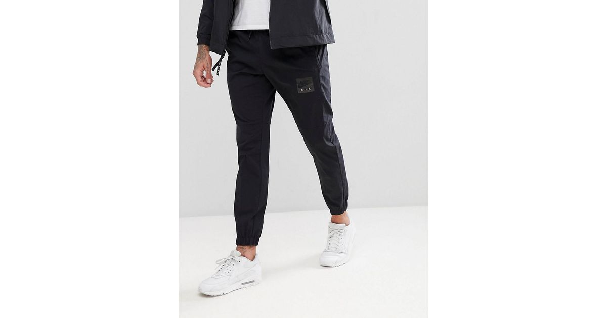 nike air slim fit joggers