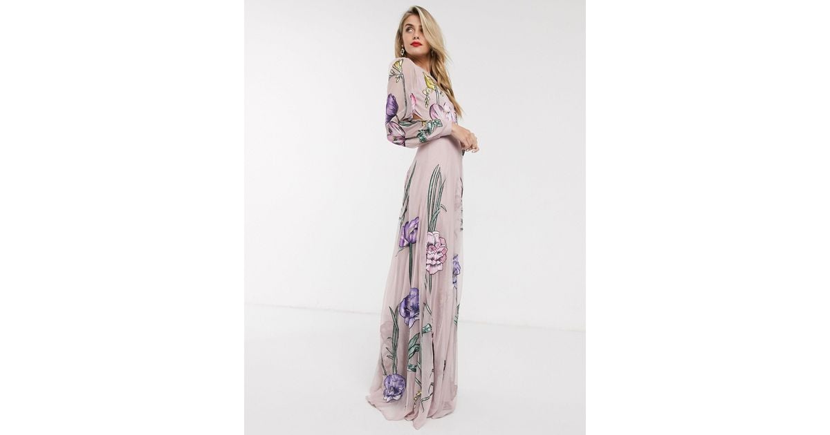Vestito lungo con cut-out sul retro e fiori oversize ricamati di ASOS in