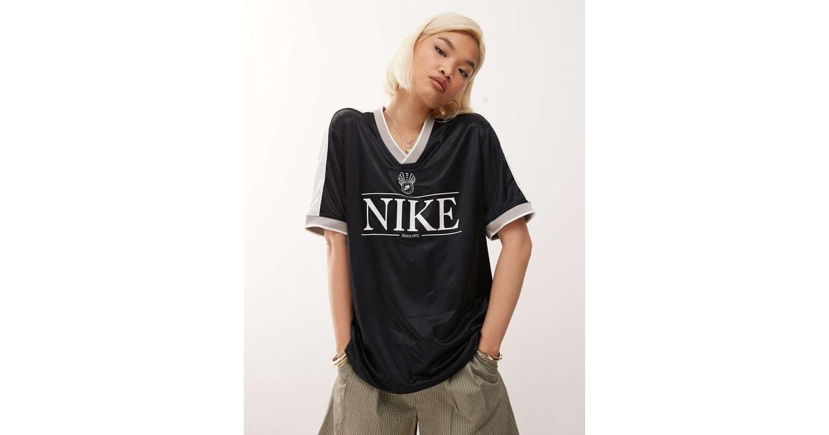 Nike Retro Asos T Shirt Nike Nike Retro Football Shirt In Black