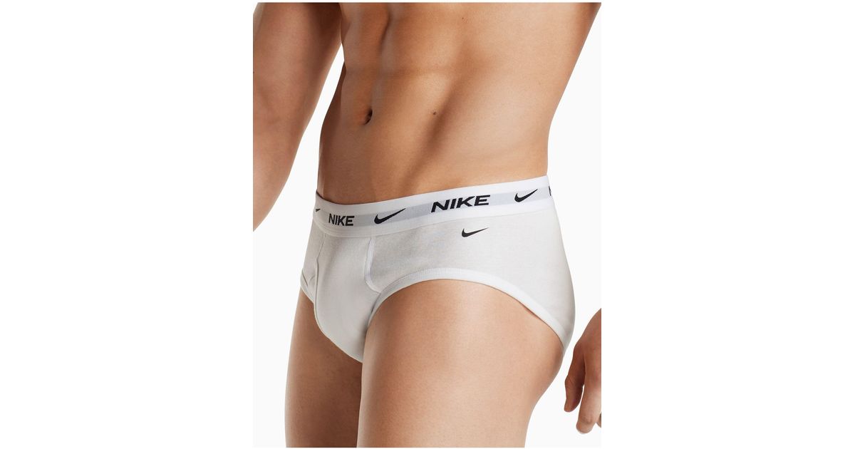Nike Everyday Cotton 3 Pack Briefs With Fly in White for Men