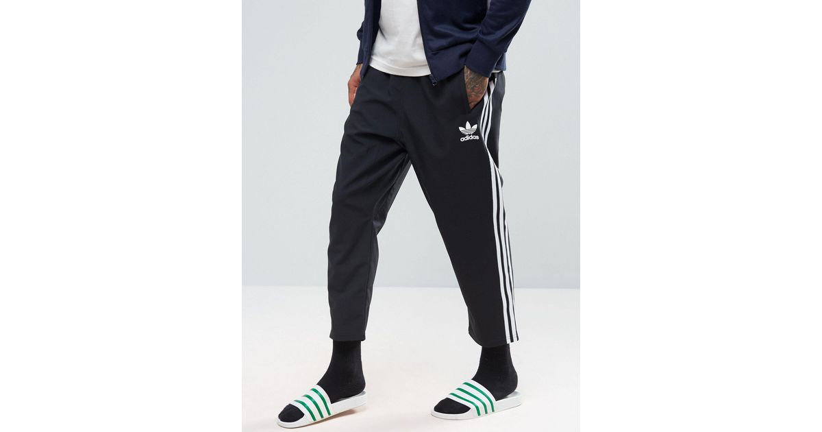 Homme Vêtements Pantalons décontractés élégants et chinos Pantalons casual Pantalon Synthétique adidas Originals pour homme en coloris Noir 