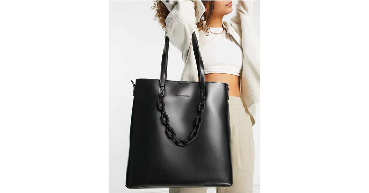 Claudia Canova Chain Shoulder Strap Tote in Black Lyst