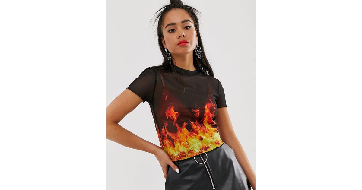 Bershka – T-Shirt mit Feuer-Print in Schwarz | Lyst DE