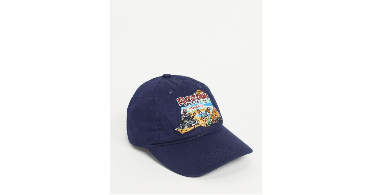 Reebok Classics Souvenir Cap in Navy 