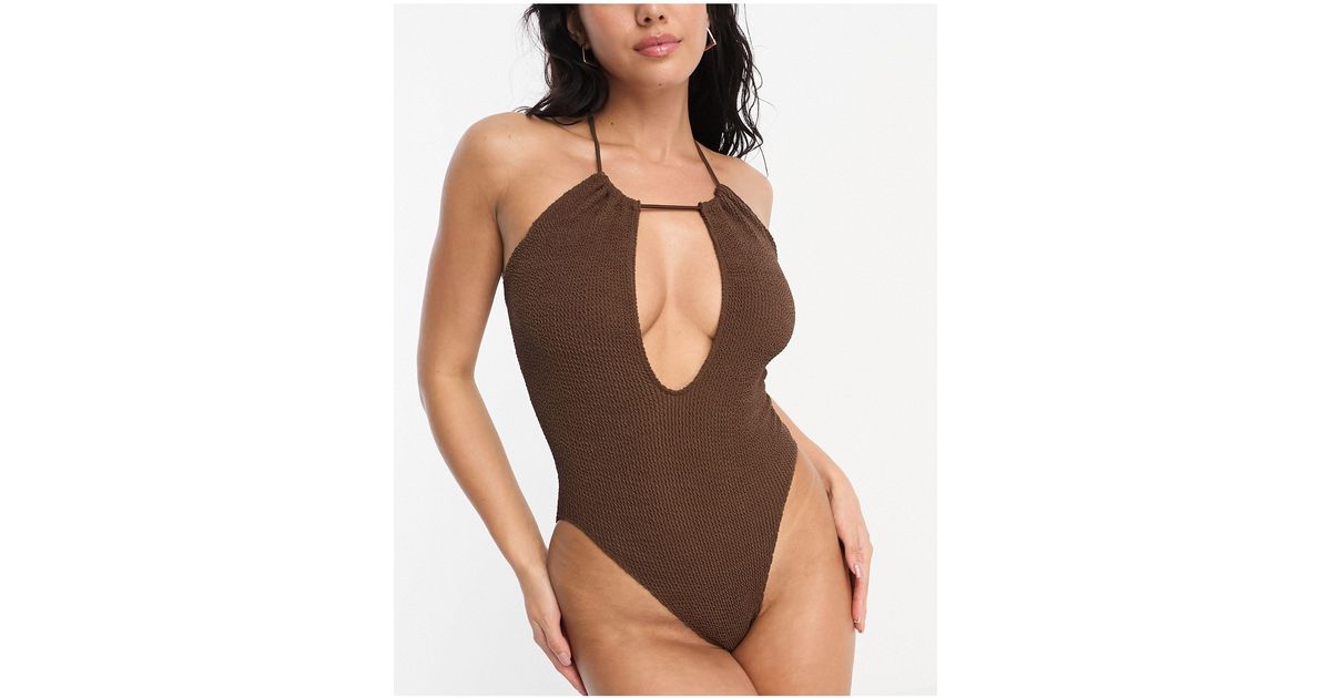 Maillot 1 pièce dos nu plissé ultra échancré à décolleté plongeant