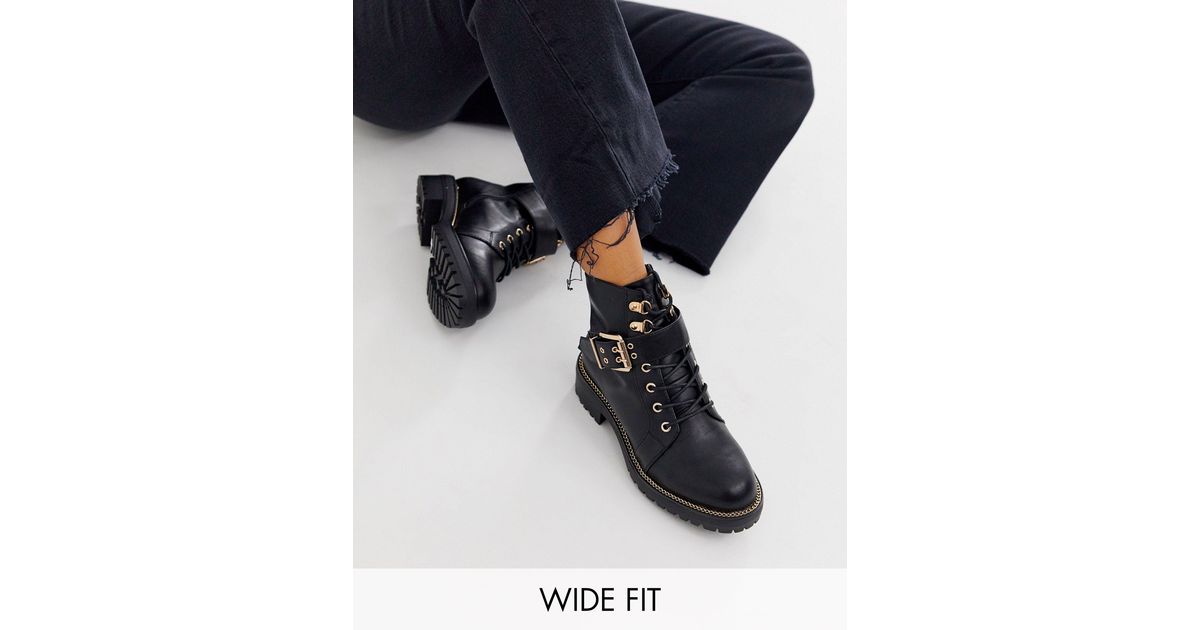 asos design armour chain lace up boots in black