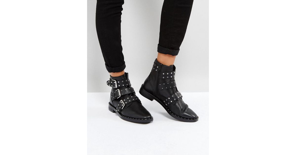 Stradivarius Multi Buckle Ankle Boots in Black | Lyst Canada