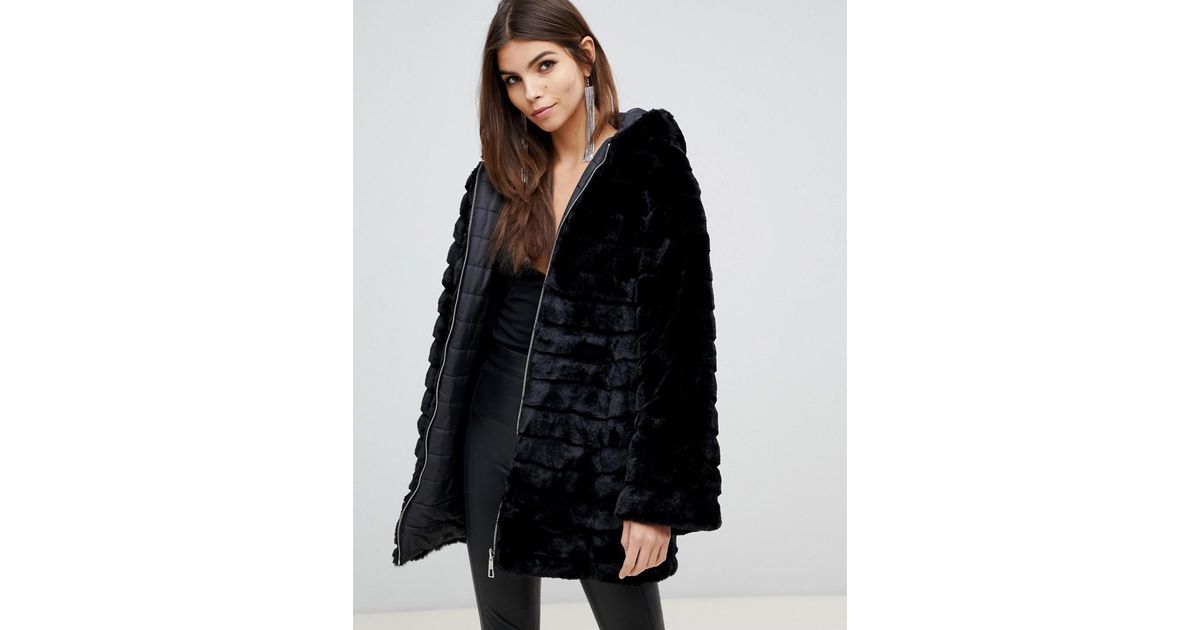 Lipsy Synthetic Reversible Faux Fur Puffer Jacket With Hood In Black - Lyst