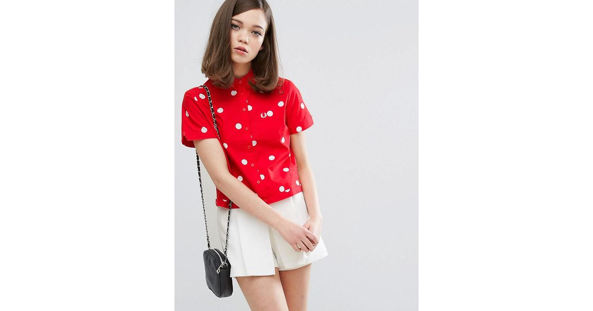 Fred Perry Cotton Amy Winehouse Foundation Polka Dot Bowling Shirt in Red |  Lyst