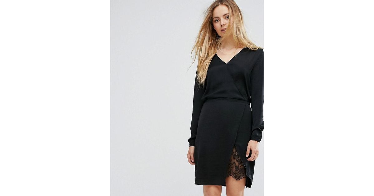 vila wrap dress