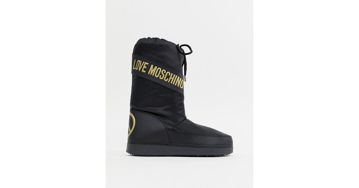 Love Moschino Peace Logo Snow Boots in 